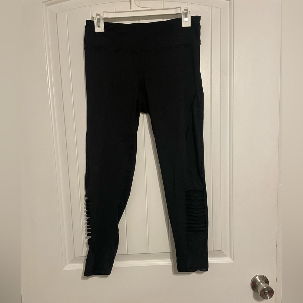 Legging with design on leg